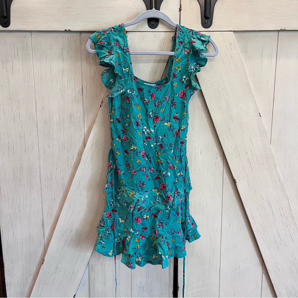 NWT Lottie & Holly Floral Dress Size Small